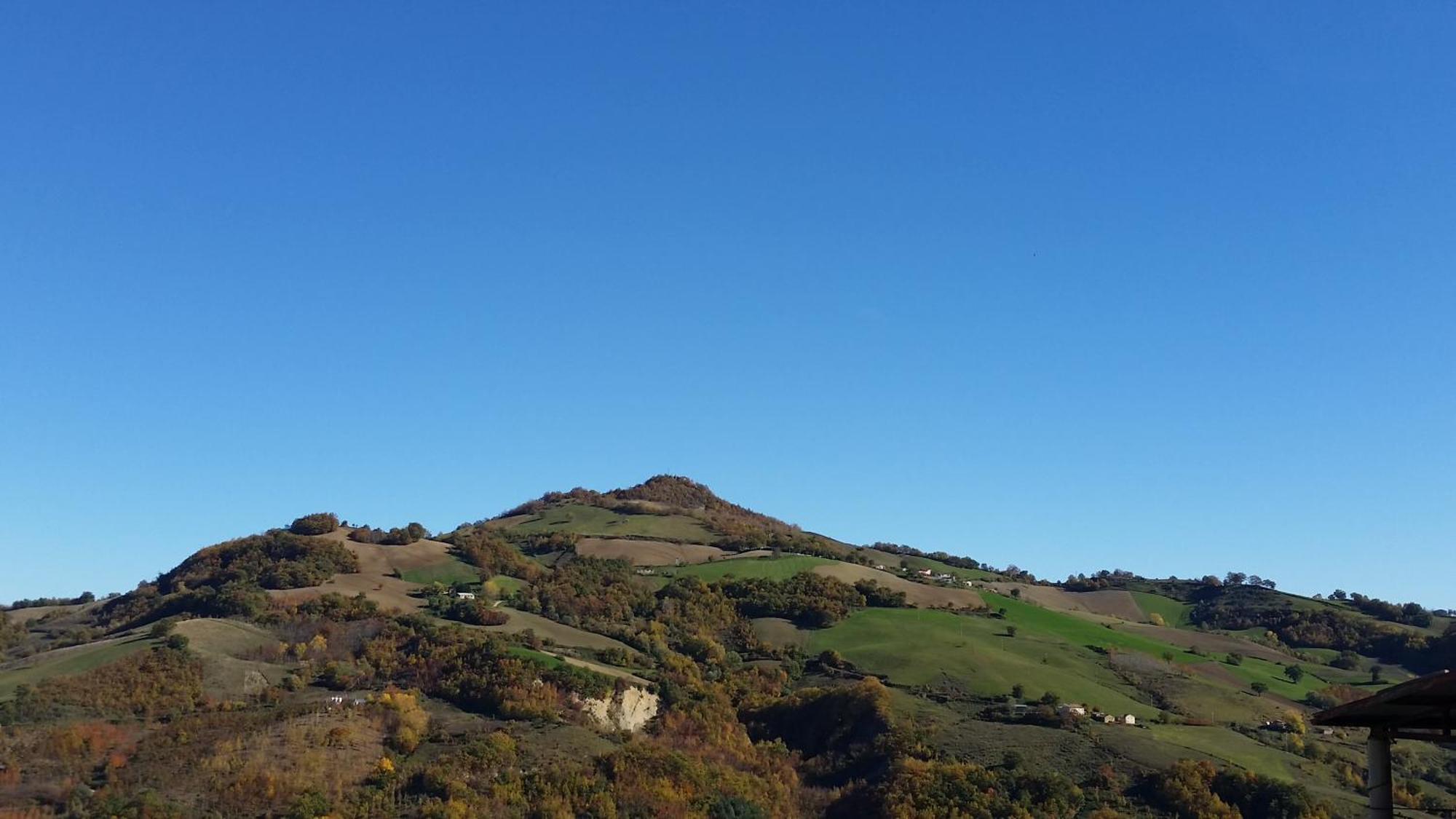 La Via Del Parco Villa Arsita Bagian luar foto